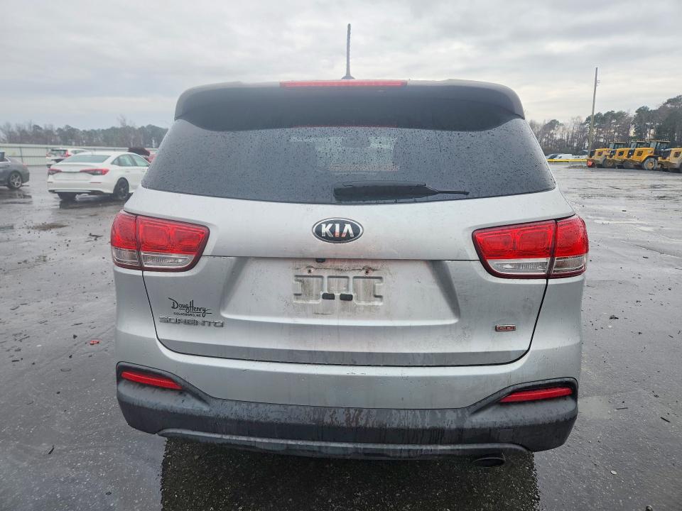 Photo 6 from auction – 2017 KIA SORENTO with VIN 5XYPG4A34HG269960