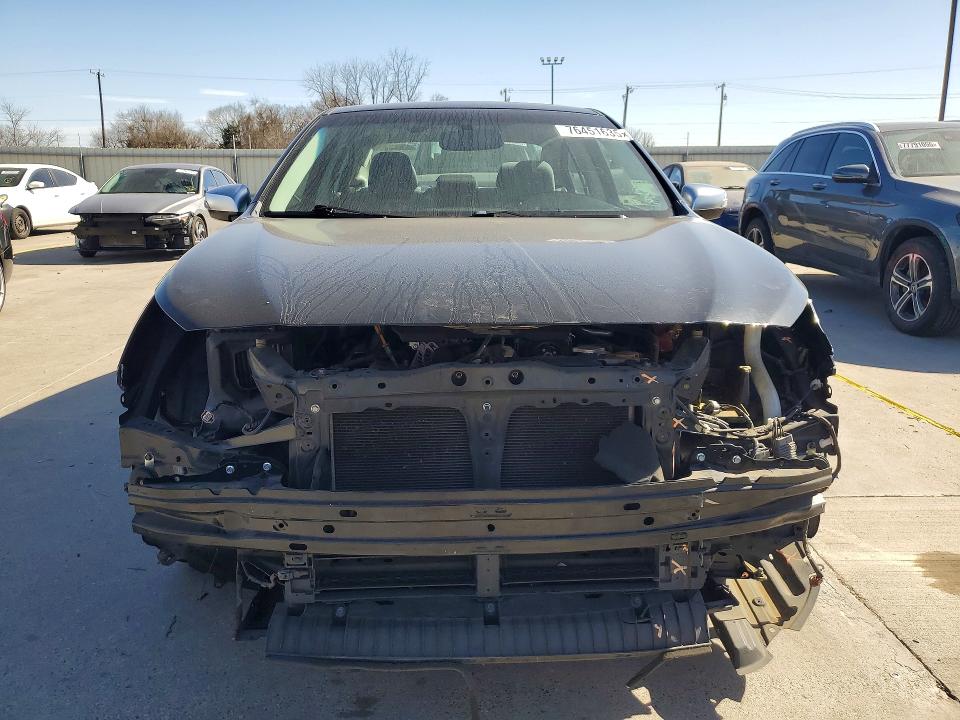 Photo 5 from auction – 2017 SUBARU LEGACY SPO with VIN 4S3BNAR63H3062686