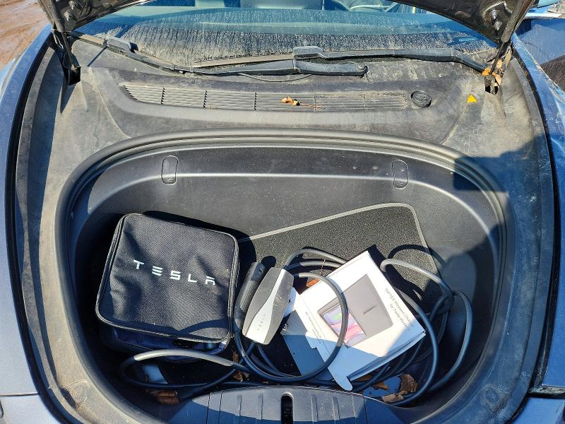 Photo 11 from auction – 2018 TESLA MODEL 3 with VIN 5YJ3E1EA6JF153359