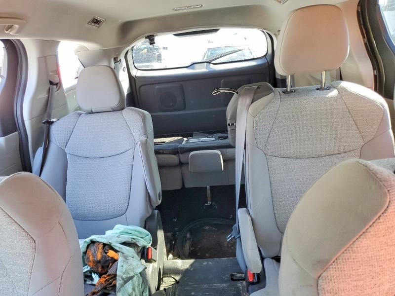 Photo 10 from auction – 2022 TOYOTA SIENNA with VIN 5TDKRKEC4NS123446