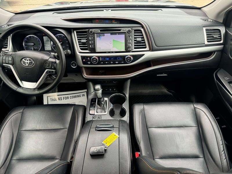 Photo 12 from auction – 2019 TOYOTA HIGHLANDER with VIN 5TDJZRFH8KS950263