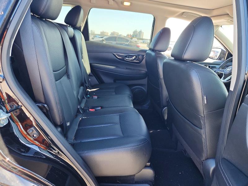 Photo 11 from auction – 2020 NISSAN ROGUE with VIN 5N1AT2MT8LC739367