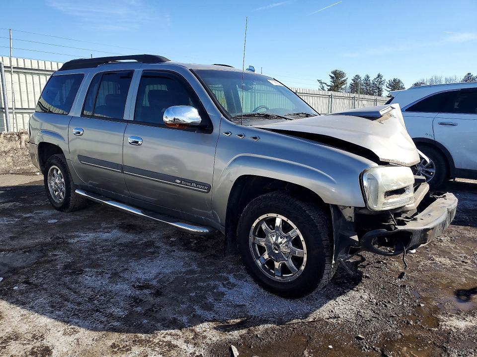 Photo 4 from auction – 2002 CHEVROLET TRAILBLAZE with VIN 1GNET16S426137297