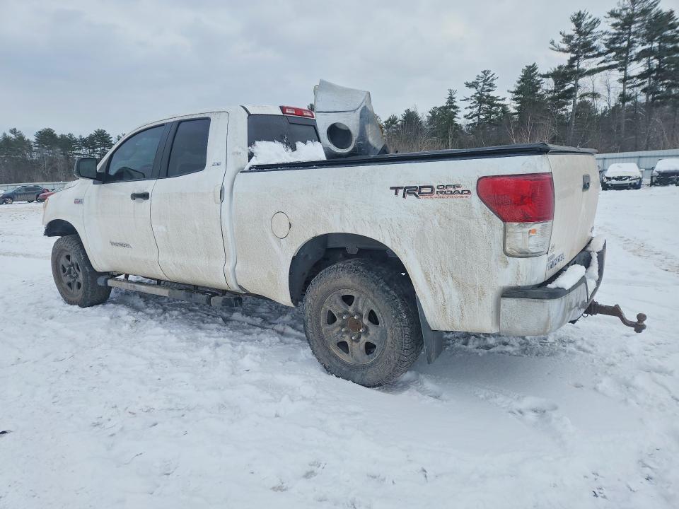 Photo 2 from auction – 2013 TOYOTA TUNDRA with VIN 5TFUY5F12DX309392