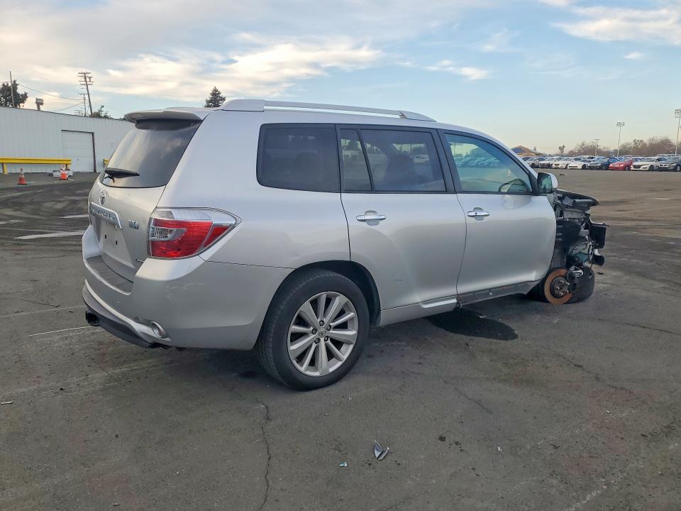 Photo 3 from auction – 2008 TOYOTA HIGHLANDER with VIN JTEEW44A882016912