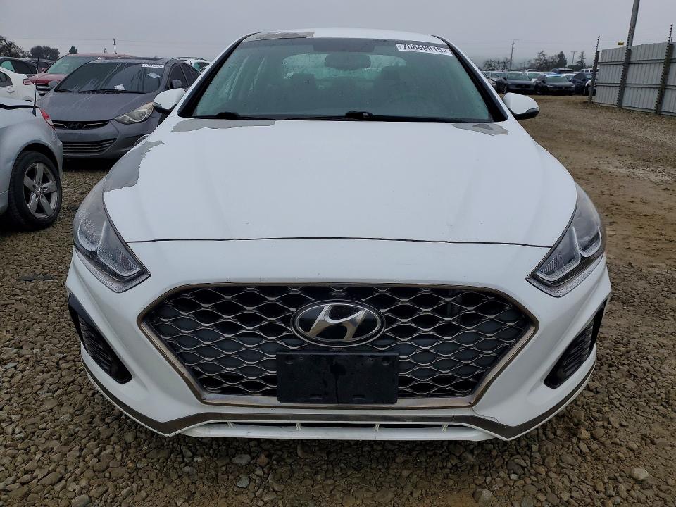 Photo 5 from auction – 2019 HYUNDAI SONATA with VIN 5NPE34AF9KH733578
