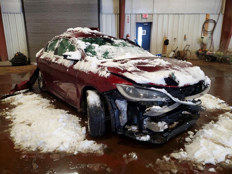 Photo 4 from auction – 2015 CHRYSLER 200 with VIN 1C3CCCCB6FN592636