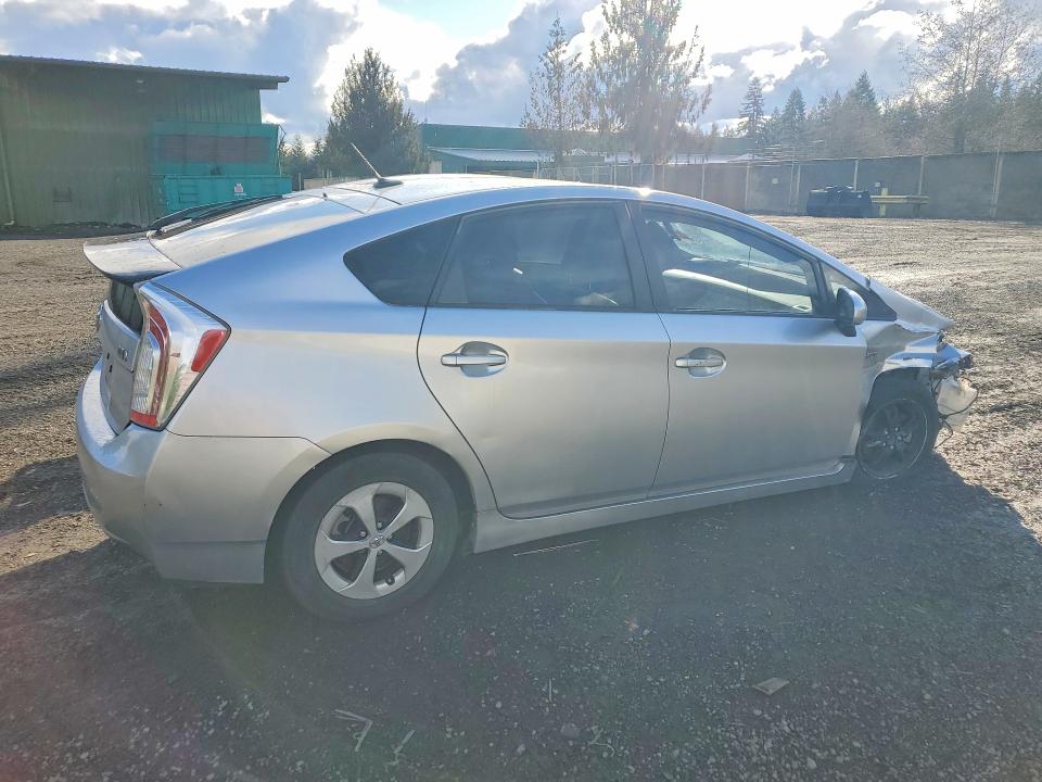 Foto 3 de la subasta – 2015 TOYOTA PRIUS con VIN JTDKN3DU2F1994761