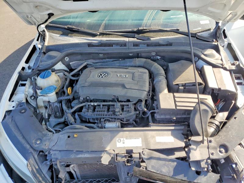 Photo 11 from auction – 2016 VOLKSWAGEN JETTA with VIN 3VWD17AJ3GM395441
