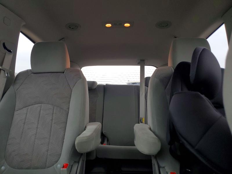 Photo 10 from auction – 2014 BUICK ENCLAVE with VIN 5GAKRAKD1EJ178104