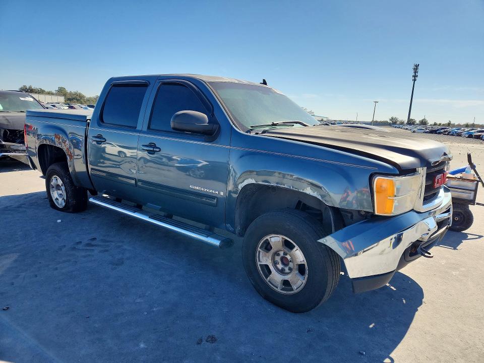 Zdjęcie 4 z aukcji – 2007 GMC NEW SIERRA z VIN 2GTEC13J371528105