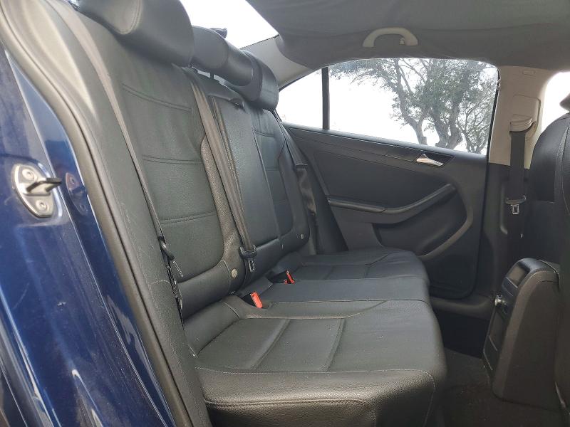 Photo 10 from auction – 2011 VOLKSWAGEN JETTA with VIN 3VWDX7AJ0BM090888