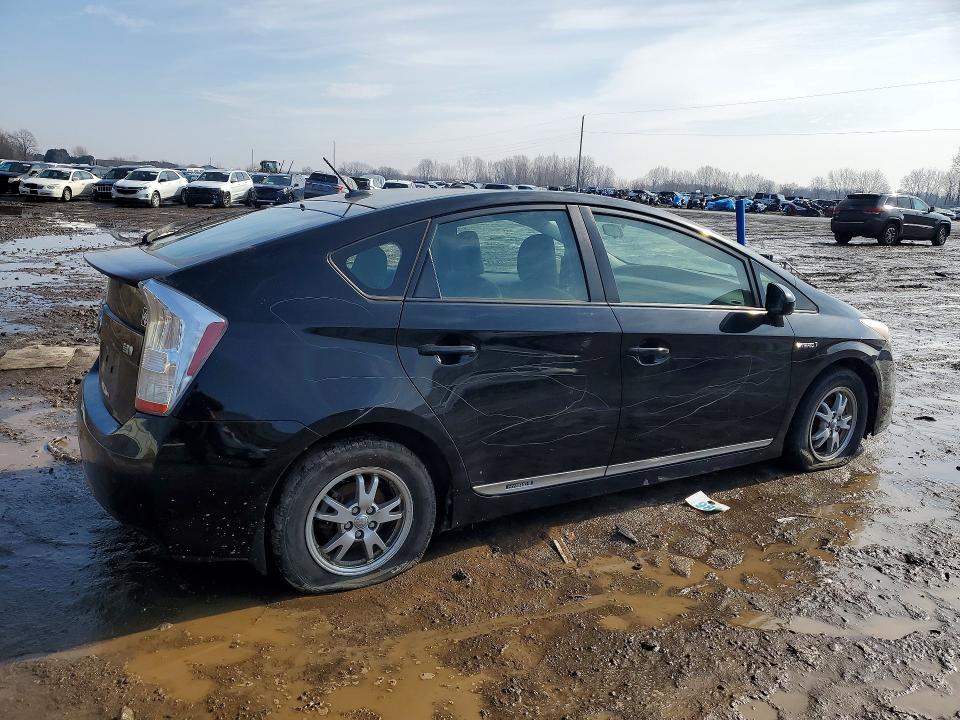 Photo 3 from auction – 2011 TOYOTA PRIUS with VIN JTDKN3DUXB5332686