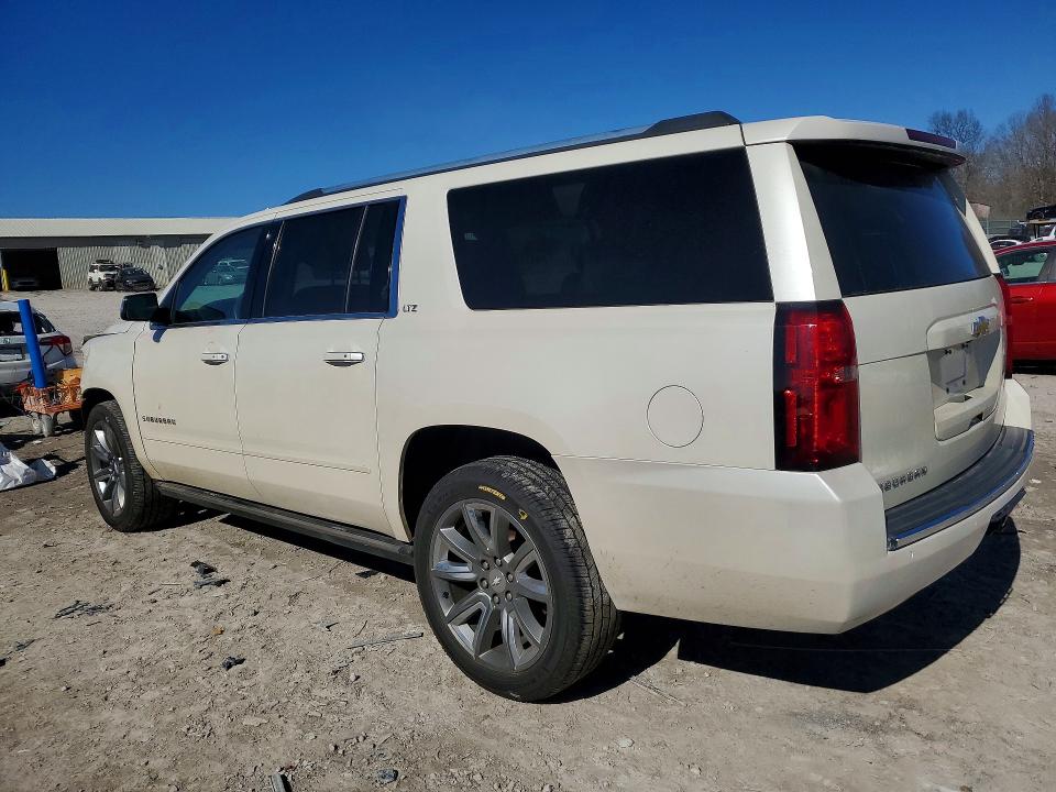 Photo 2 from auction – 2015 CHEVROLET SUBURBAN with VIN 1GNSKKKC5FR677367