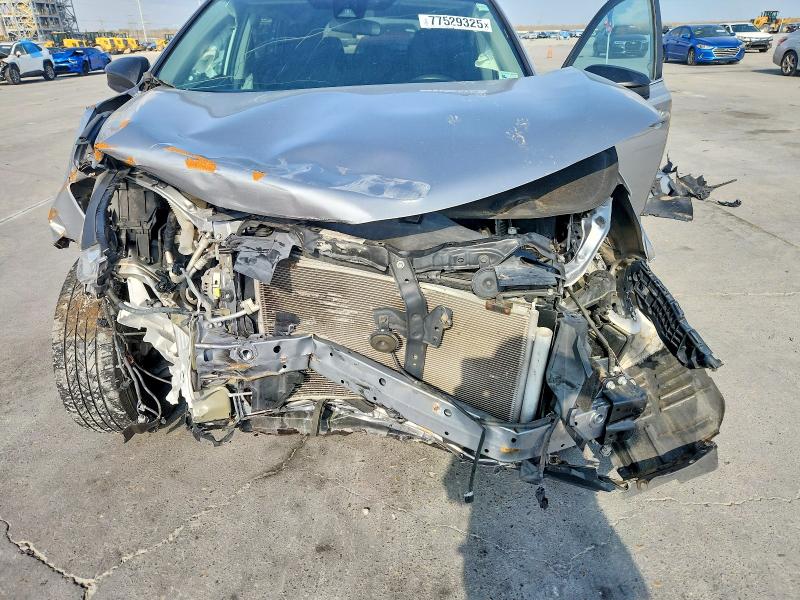 Photo 12 from auction – 2017 TOYOTA RAV4 with VIN 2T3ZFREV5HW350682