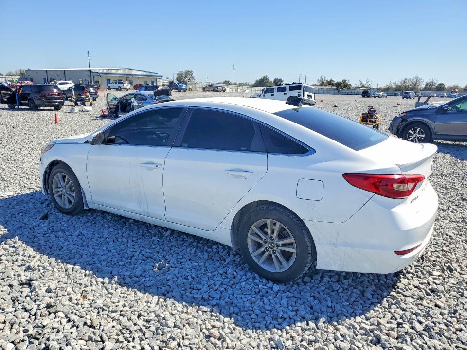 Photo 2 from auction – 2015 HYUNDAI SONATA with VIN 5NPE24AF1FH221189
