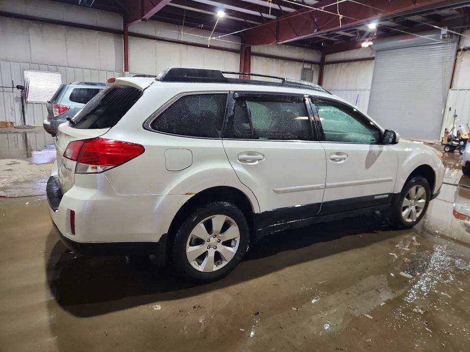 Photo 3 from auction – 2012 SUBARU OUTBACK 2. with VIN 4S4BRBGC9C3207396