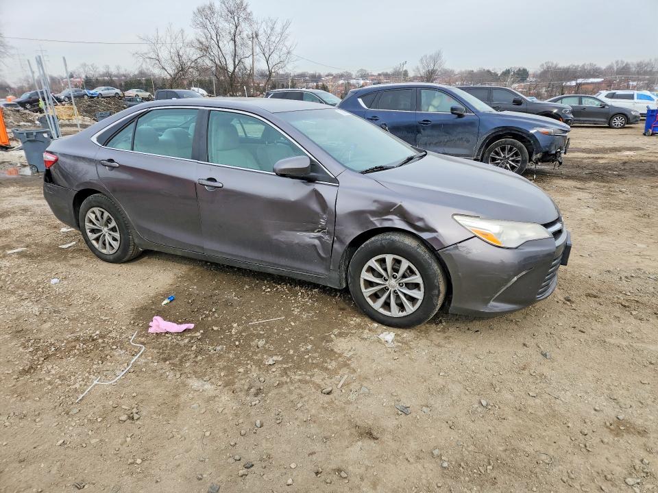 Photo 4 from auction – 2017 TOYOTA CAMRY with VIN 4T1BF1FK9HU376766