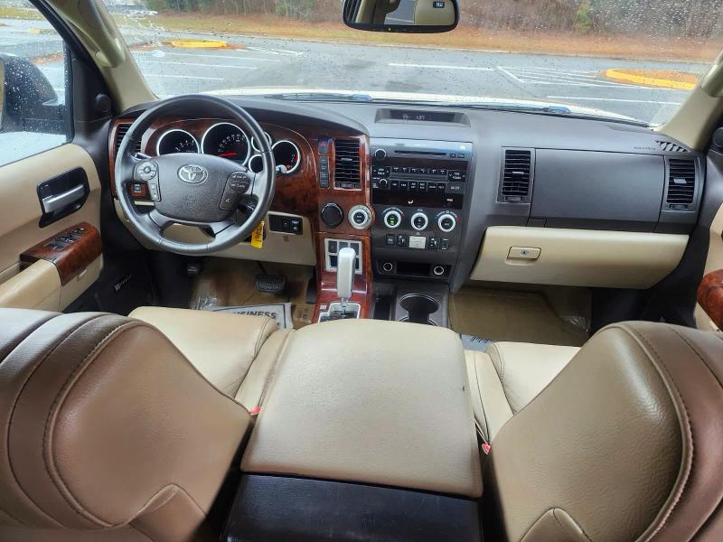 Photo 9 from auction – 2008 TOYOTA SEQUOIA with VIN 5TDZY68A08S006180