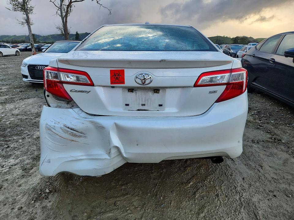 Foto 6 de la subasta – 2014 TOYOTA CAMRY L con VIN 4T1BF1FK2EU408419