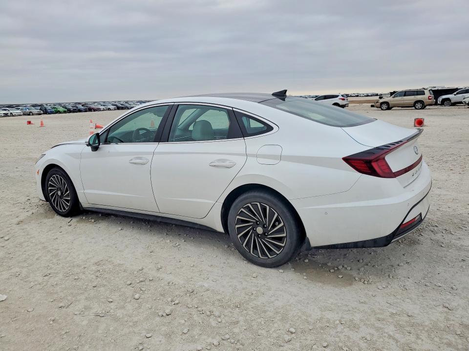 Photo 2 from auction – 2022 HYUNDAI SONATA with VIN KMHL54JJ0NA042002