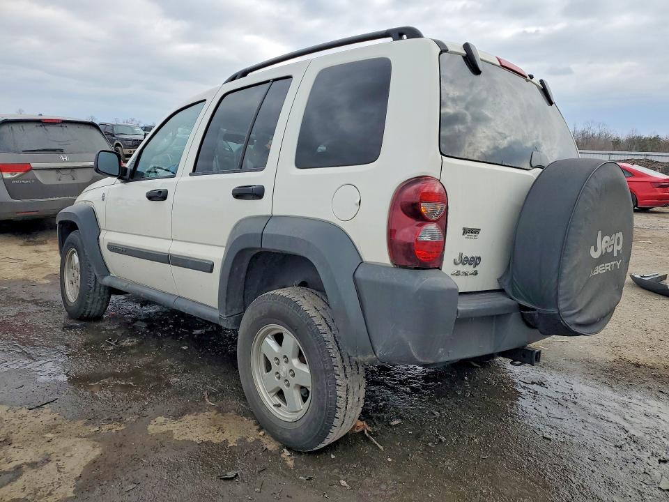 Photo 2 from auction – 2006 JEEP LIBERTY SP with VIN 1J4GL48K26W261343