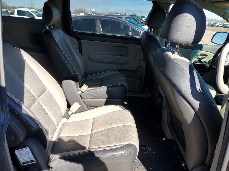 Photo 11 from auction – 2016 KIA SEDONA with VIN KNDMB5C14G6217068