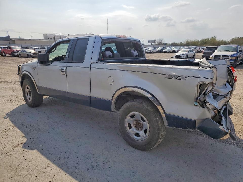 Photo 2 from auction – 2004 FORD F150 with VIN 1FTRX12W54NA78020