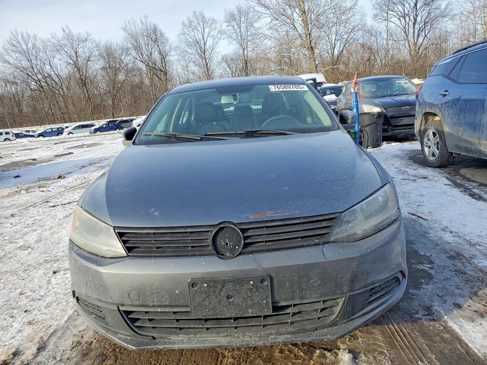 Photo 5 from auction – 2012 VOLKSWAGEN JETTA with VIN 3VW2K7AJ3CM303209