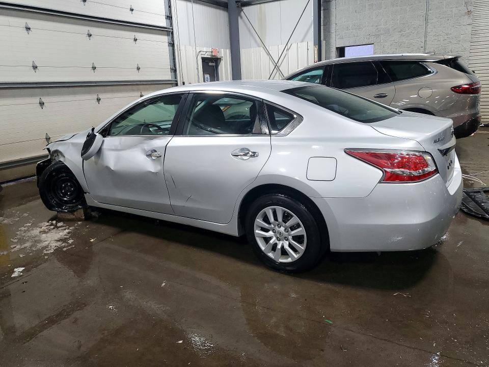 Photo 2 from auction – 2015 NISSAN ALTIMA with VIN 1N4AL3APXFC274179