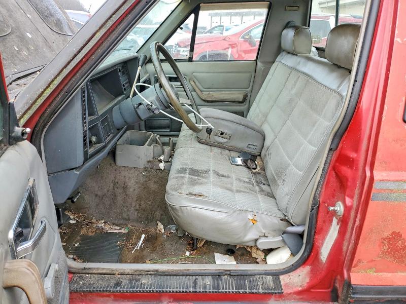 Photo 7 from auction – 1990 JEEP COMANCHE P with VIN 1J7FT36LXLL153098