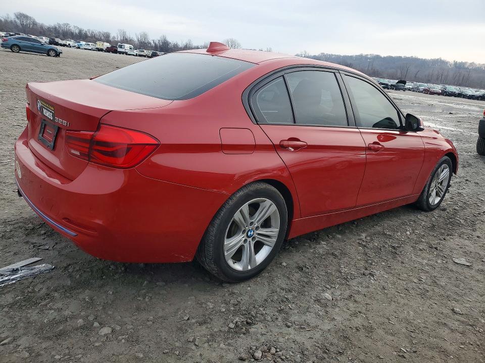 Photo 3 from auction – 2016 BMW 328 with VIN WBA8E3G50GNT76800