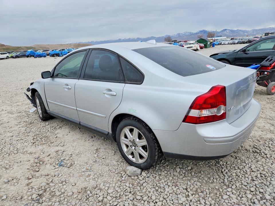 Zdjęcie 2 z aukcji – 2006 VOLVO S40 z VIN YV1MS382562194471