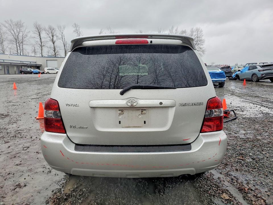 Photo 6 from auction – 2005 TOYOTA HIGHLANDER with VIN JTEEP21A950101898