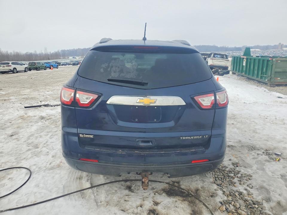 Photo 6 from auction – 2015 CHEVROLET TRAVERSE with VIN 1GNKRHKDXFJ253818