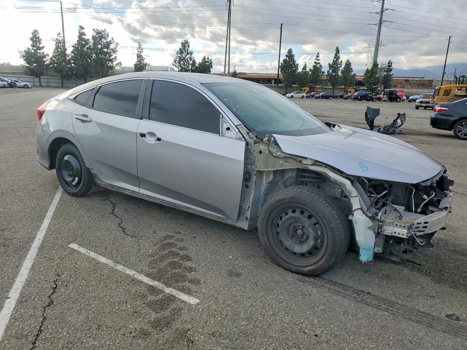 Photo 4 from auction – 2020 HONDA CIVIC with VIN 2HGFC2F68LH579278