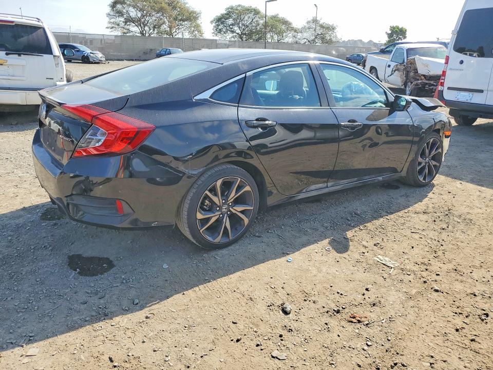 Photo 3 from auction – 2021 HONDA CIVIC with VIN 2HGFC2F80MH544477