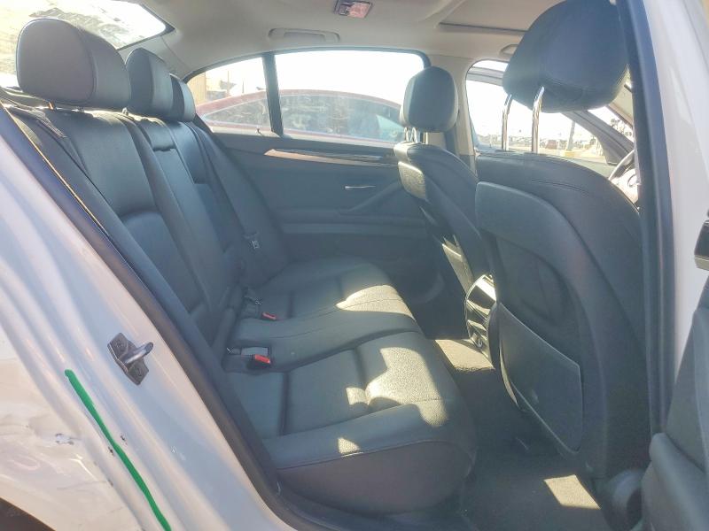 Photo 10 from auction – 2016 BMW 528 with VIN WBA5A5C5XGG354971