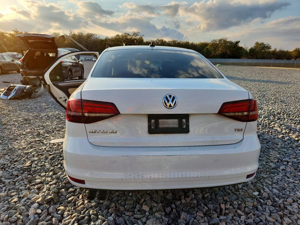 Photo 6 from auction – 2017 VOLKSWAGEN JETTA SE with VIN 3VWDB7AJ9HM227852