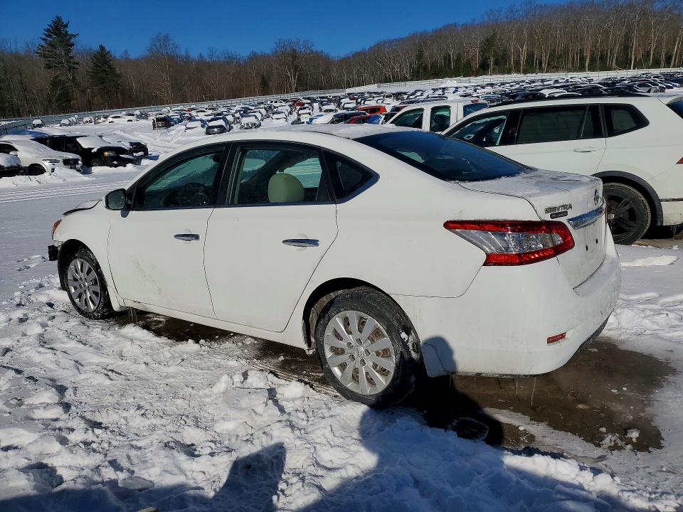 Photo 2 from auction – 2015 NISSAN SENTRA S with VIN 3N1AB7AP3FL695673