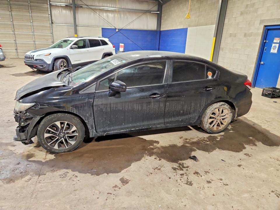HONDA CIVIC 2014 with VIN 19XFB2F85EE251608 - Photo from auction