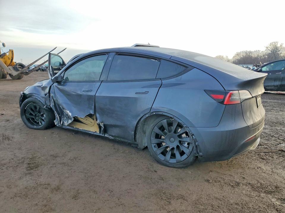 Photo 2 from auction – 2021 TESLA MODEL Y with VIN 5YJYGDEE9MF089777