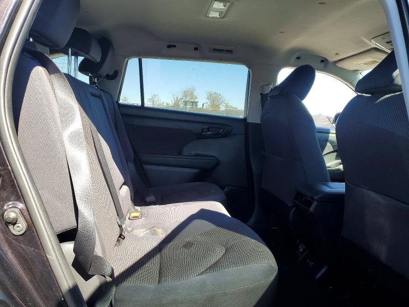 Photo 11 from auction – 2021 TOYOTA HIGHLANDER with VIN 5TDCZRAH2MS088094