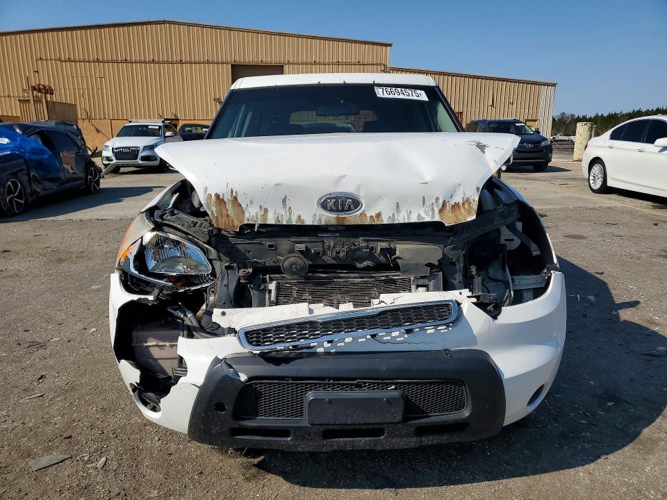 Zdjęcie 5 z aukcji – 2011 KIA SOUL + z VIN KNDJT2A24B7317183