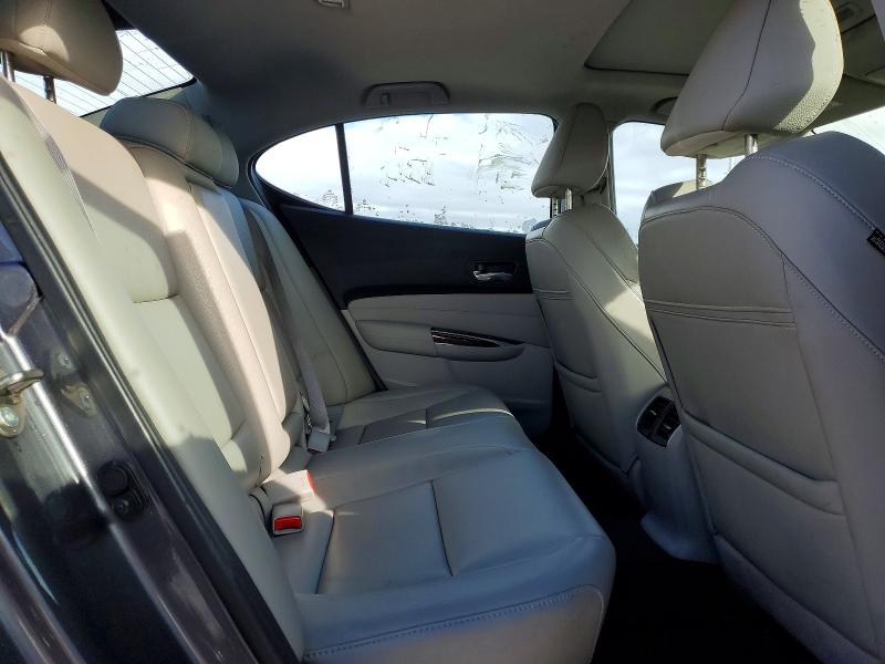 Photo 10 from auction – 2017 ACURA TLX with VIN 19UUB1F38HA004310