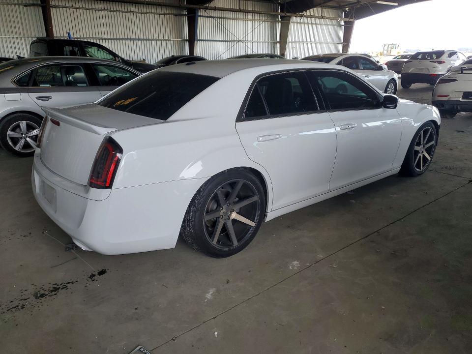 Photo 3 from auction – 2013 CHRYSLER 300 with VIN 2C3CCABTXDH699127