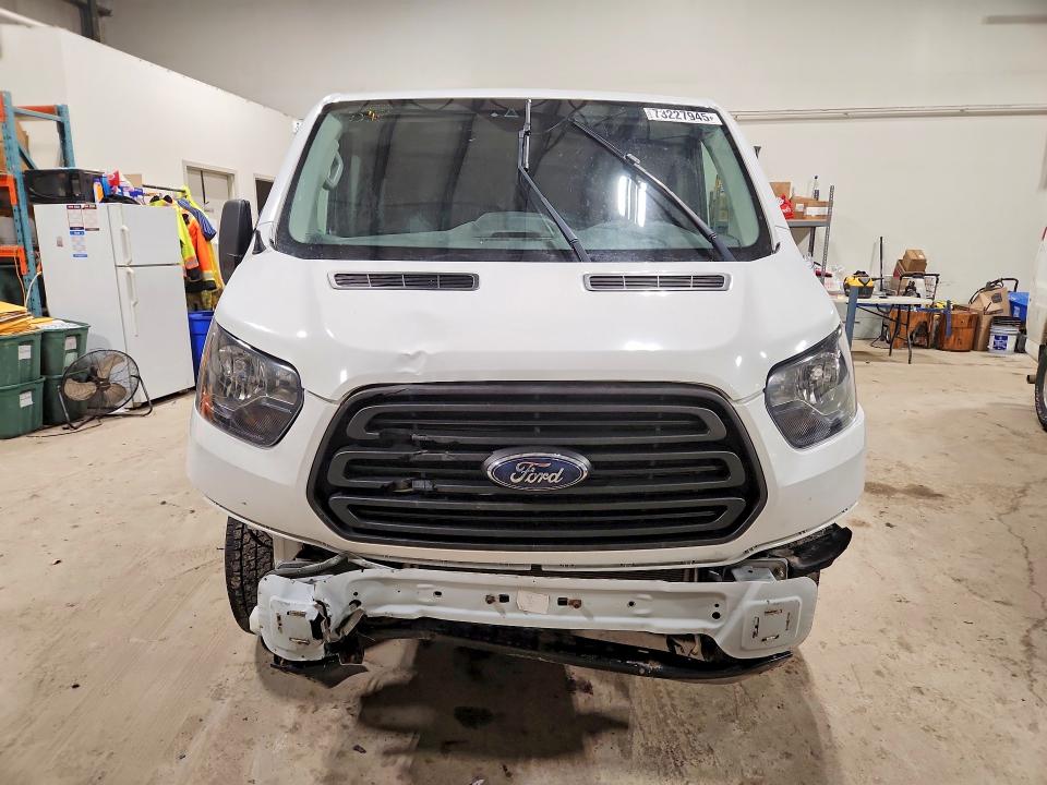 Photo 5 from auction – 2019 FORD TRANSIT with VIN 1FTYE1ZM9KKB80523