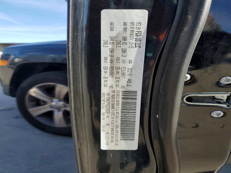 Photo 14 from auction – 2016 JEEP PATRIOT with VIN 1C4NJPFA2GD589258