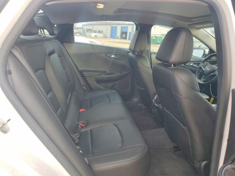 Photo 10 from auction – 2018 CHEVROLET MALIBU with VIN 1G1ZD5ST0JF261880