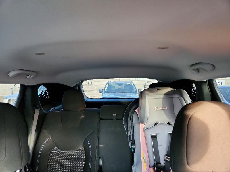 Photo 10 from auction – 2019 JEEP CHEROKEE with VIN 1C4PJLCB2KD416332